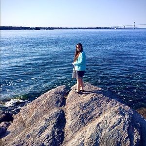 Meet your Posher, Kacie